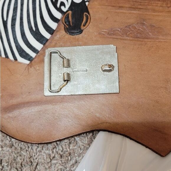 Made in USA Retro Boom Box Belt Buckle - Picture 2 of 5